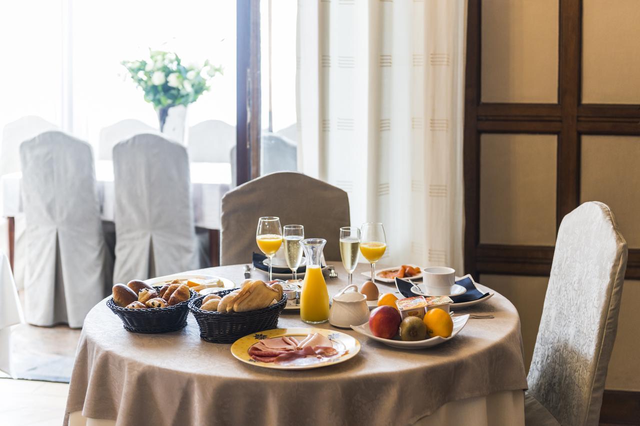 Hostellerie Lou Pahou Ронсе Экстерьер фото