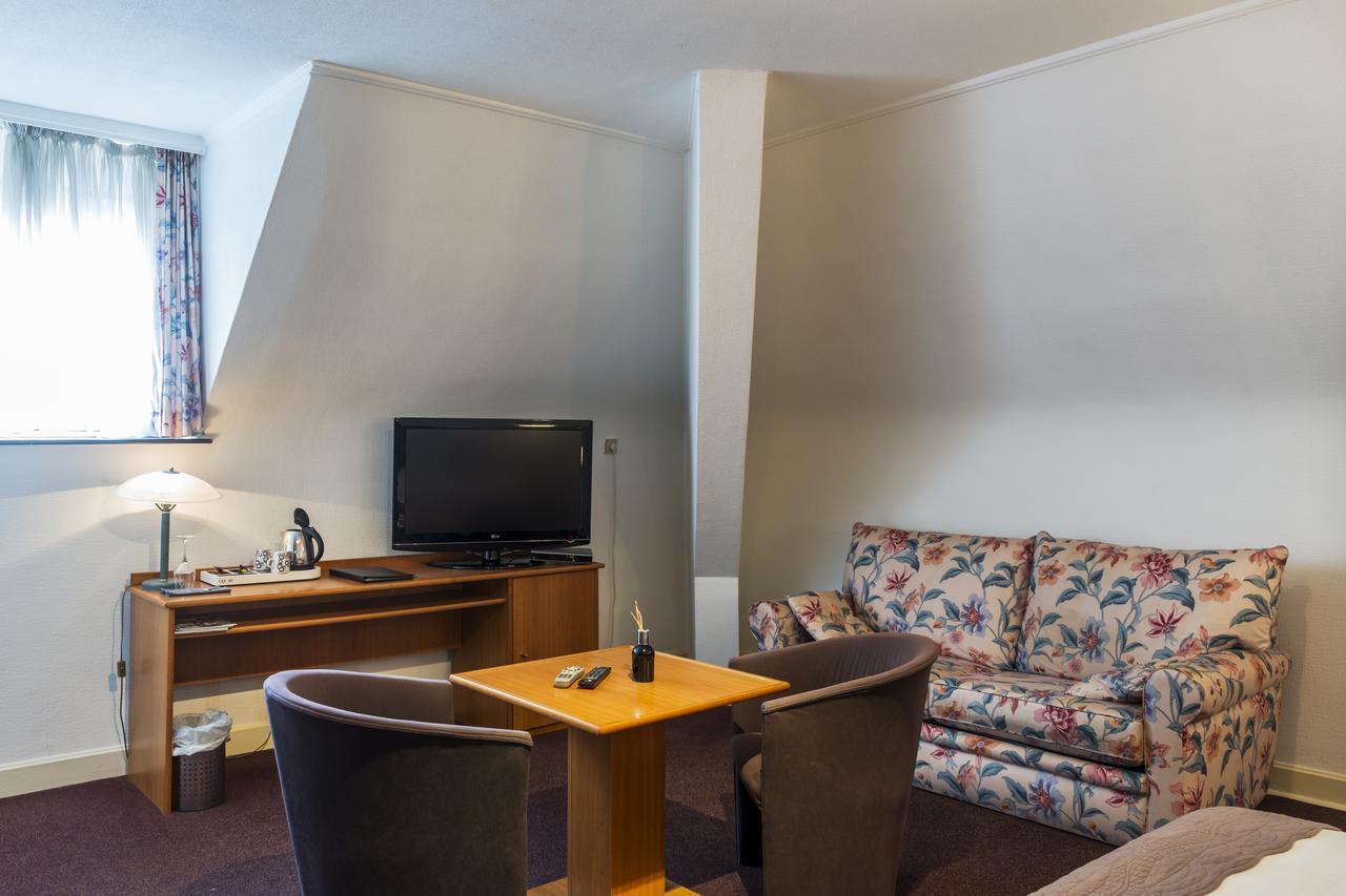 Hostellerie Lou Pahou Ронсе Экстерьер фото