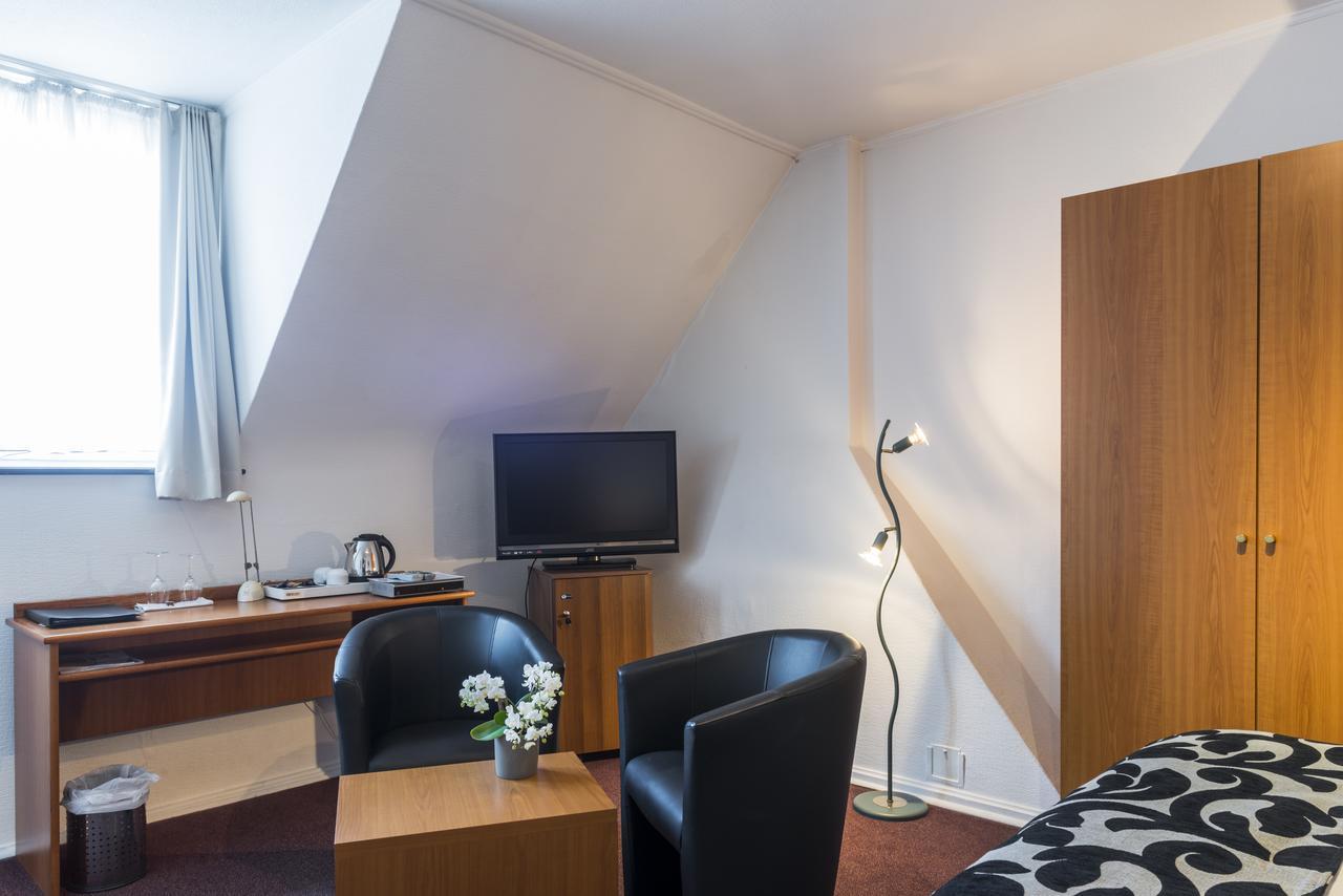 Hostellerie Lou Pahou Ронсе Экстерьер фото
